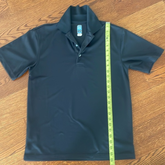 4 Collared Shirts - Picture 3 of 16